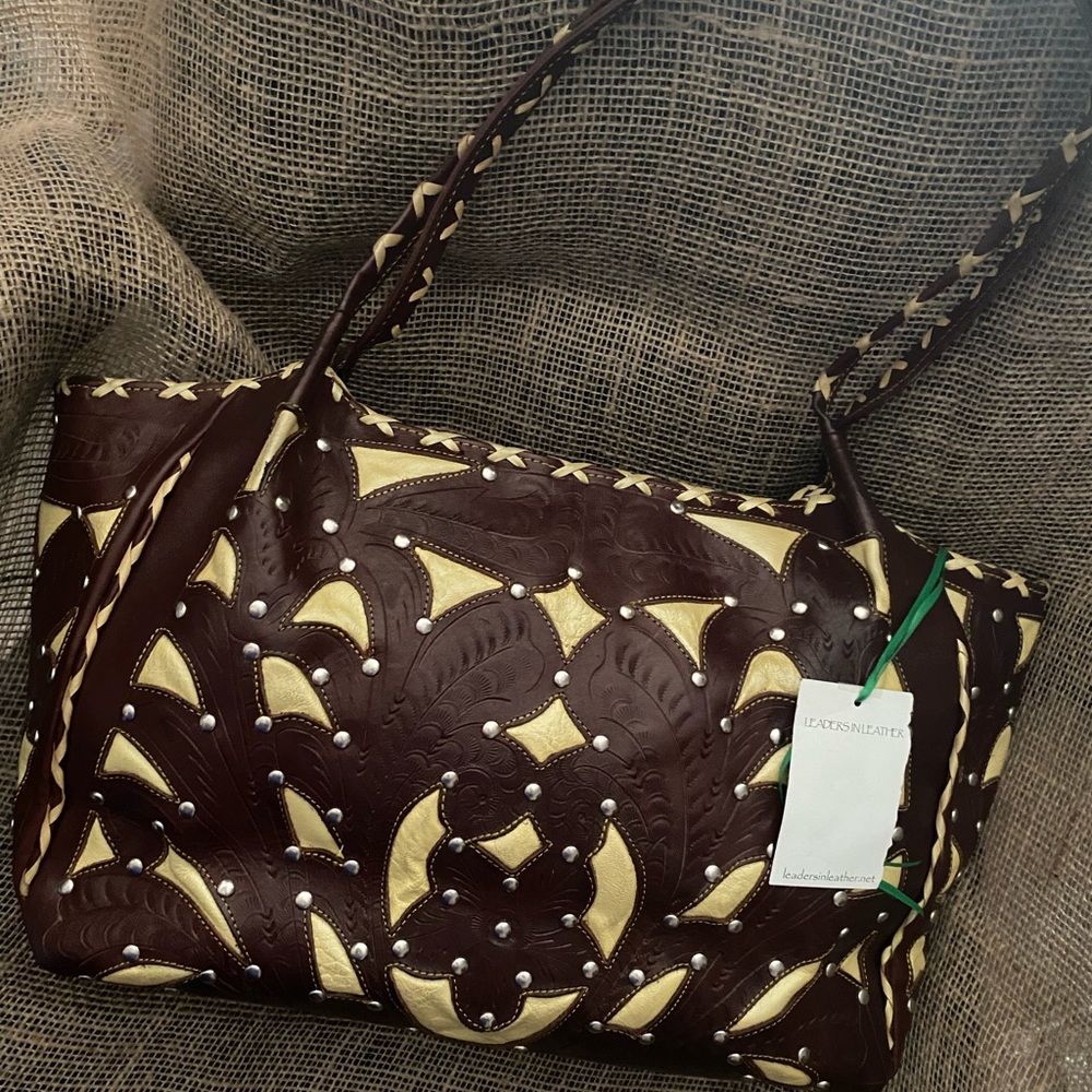 33 Leaders in Leather purse/shoulder bag. - Picture 4 of 8
